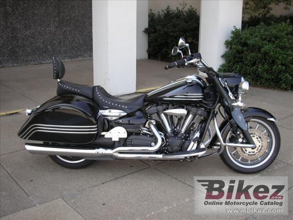 2006 Yamaha Roadliner Midnight photo